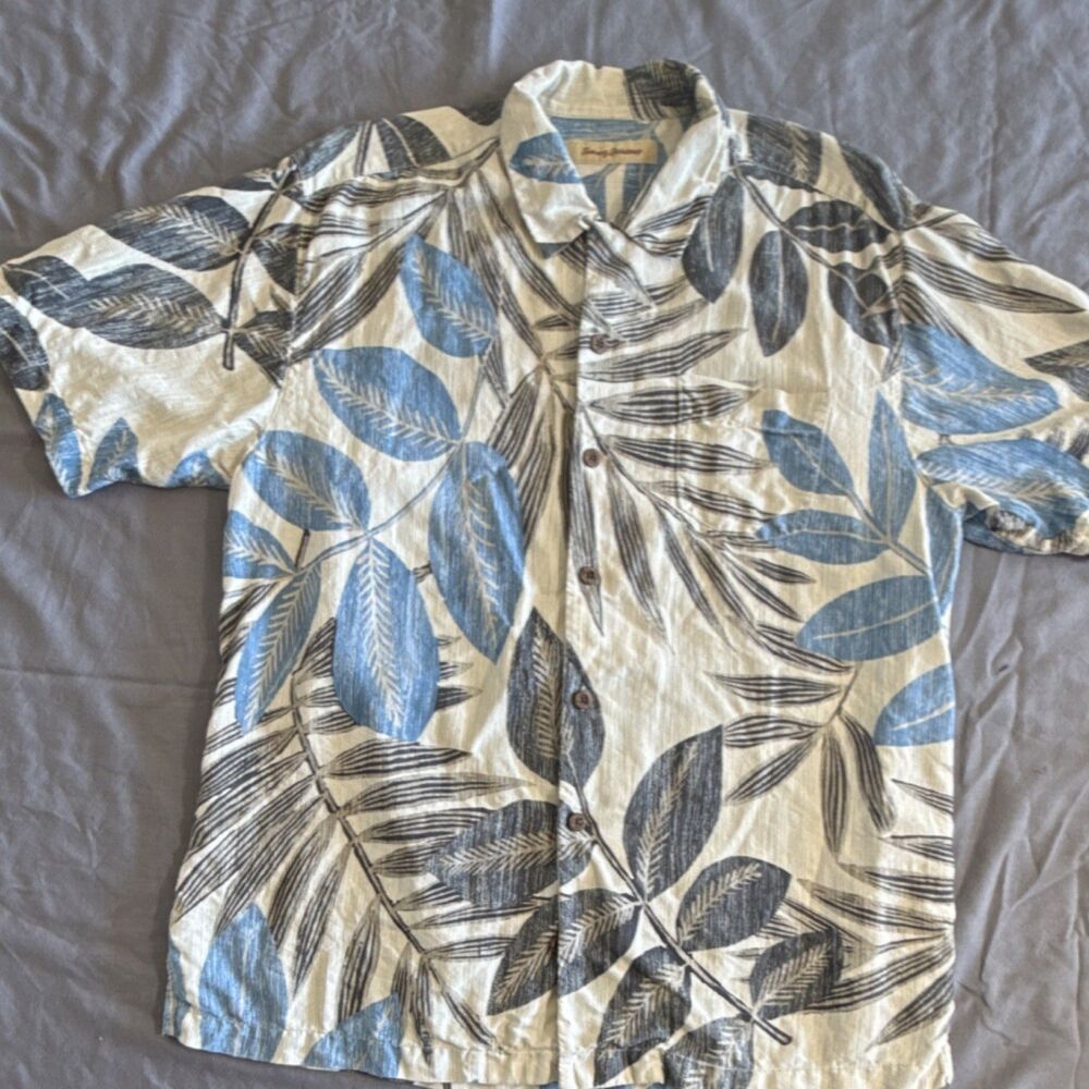 Tommy Bahama Men's Silk Tropical Leaf Print Short Sleeve Button-Up Shirt